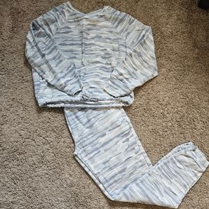 MTA Sport Jogger Outfit